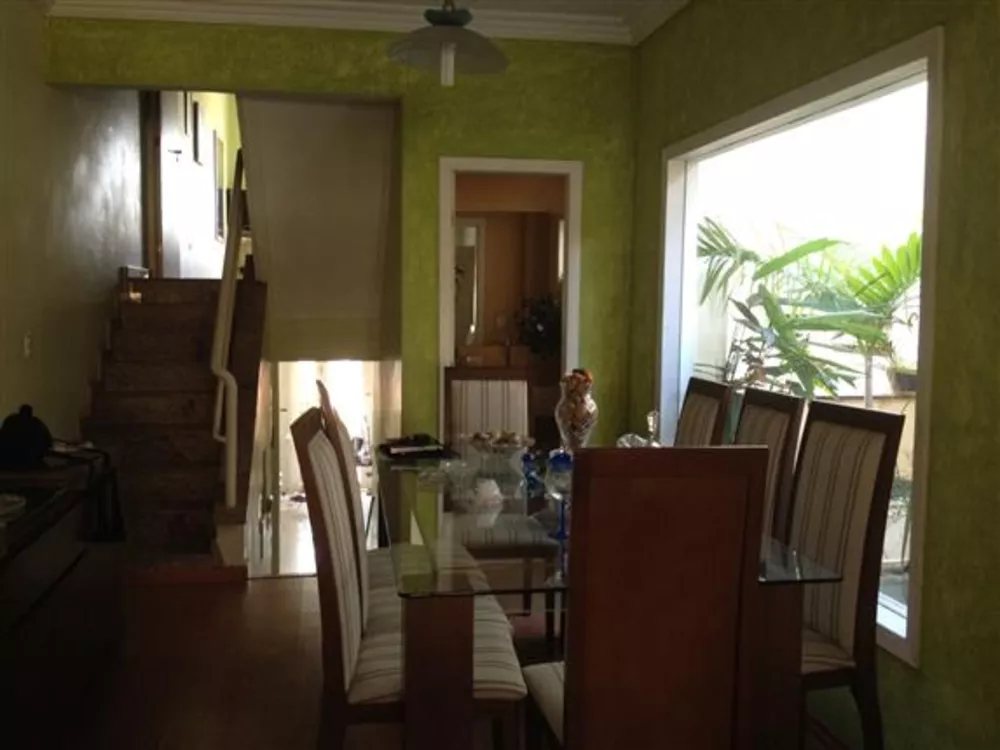 Casa, 3 quartos, 290 m² - Foto 2