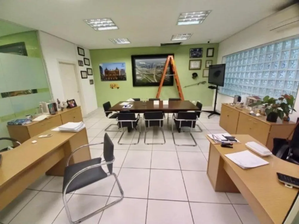 Sala-Conjunto, 613 m² - Foto 1