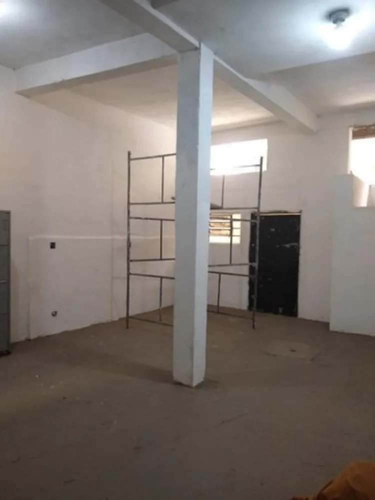 Sobrado, 3 quartos, 617 m² - Foto 9
