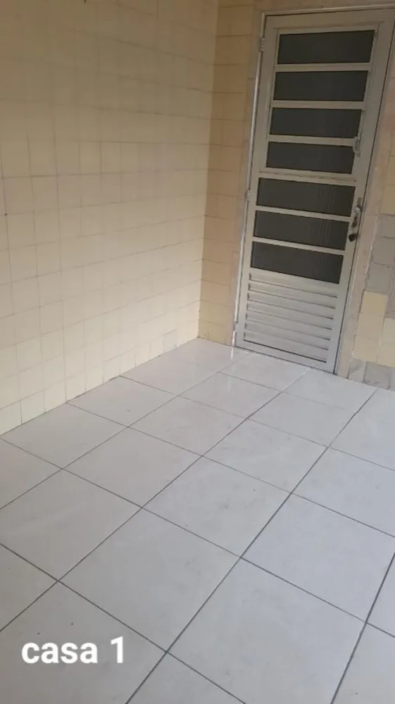 Casa, 2 quartos, 250000 m² - Foto 3