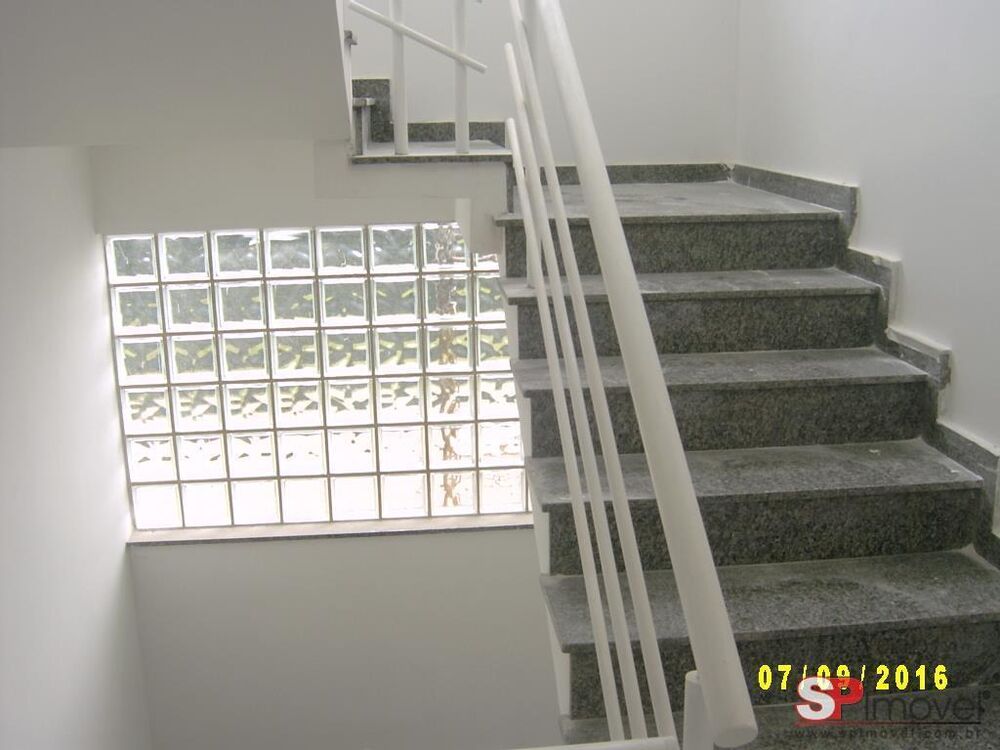 Casa à venda com 3 quartos, 300m² - Foto 4