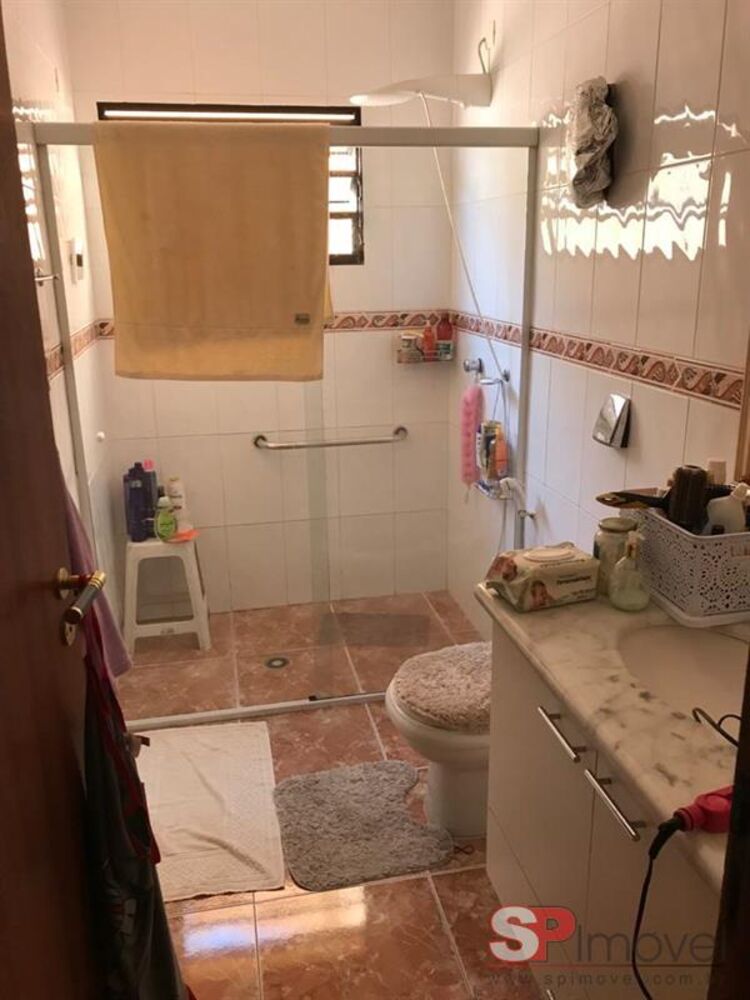Casa, 3 quartos, 250 m² - Foto 1