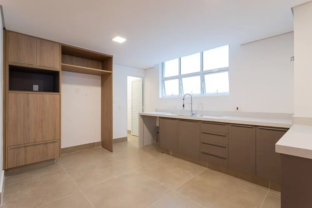 Apartamento, 4 quartos, 323 m² - Foto 1