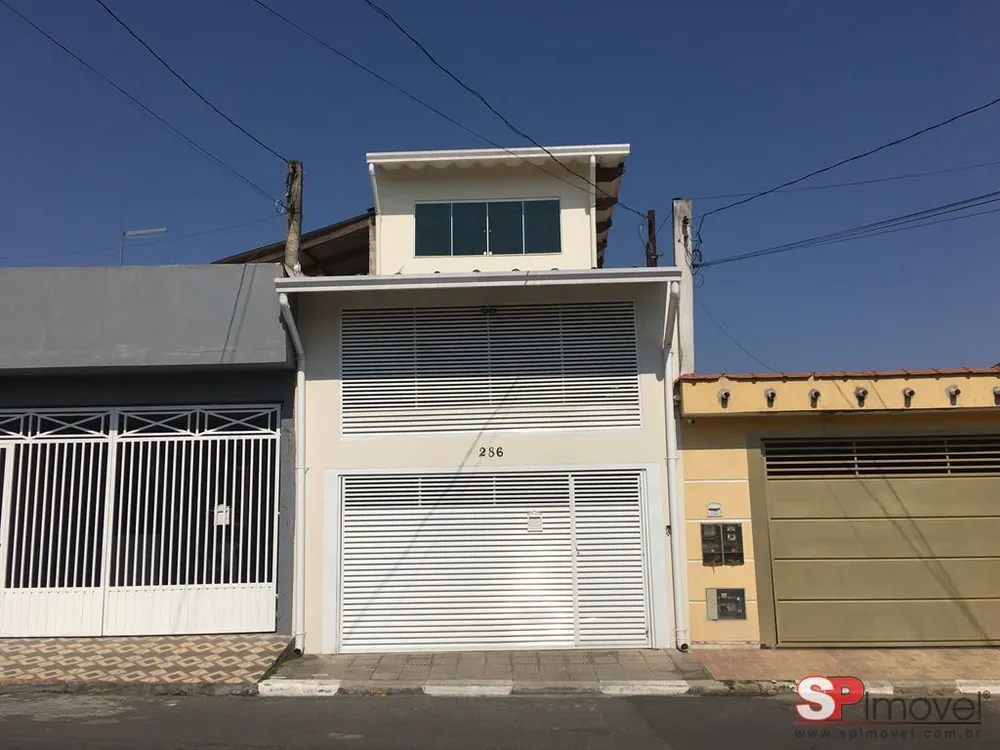 Casa, 4 quartos, 310 m² - Foto 1