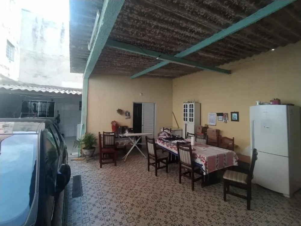Casa, 3 quartos, 270 m² - Foto 1