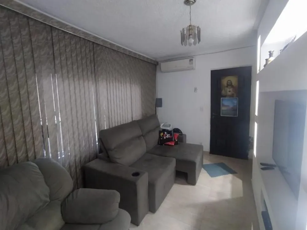Casa, 3 quartos, 270 m² - Foto 1