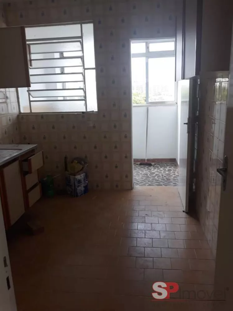 Apartamento à venda com 2 quartos, 63m² - Foto 4