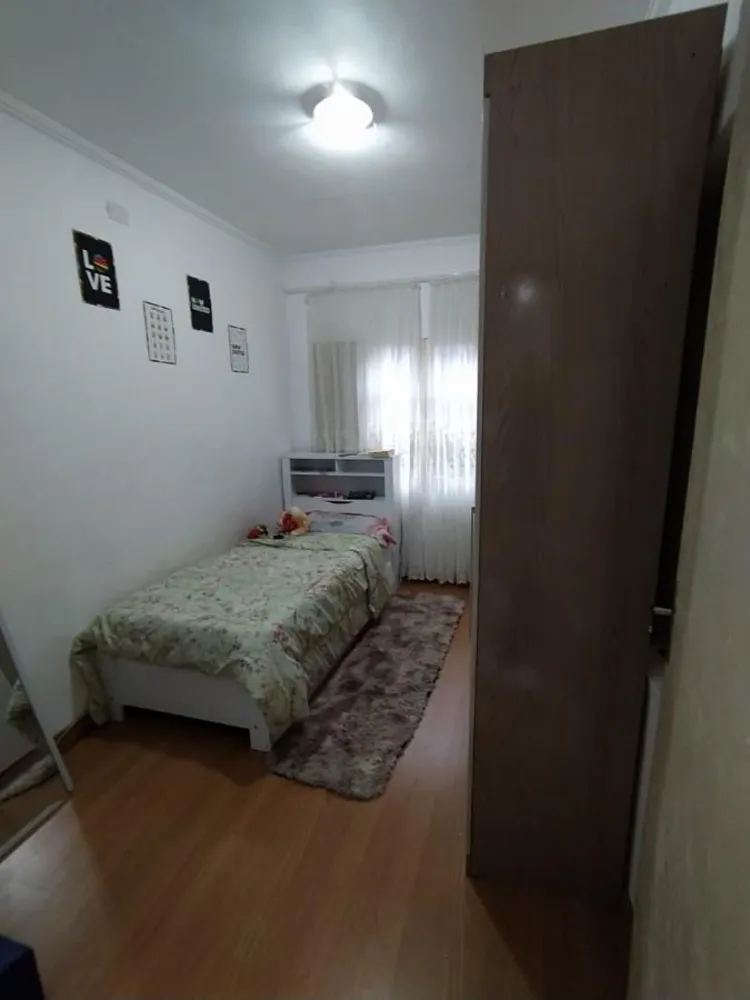 Casa, 1 quarto, 257 m² - Foto 2