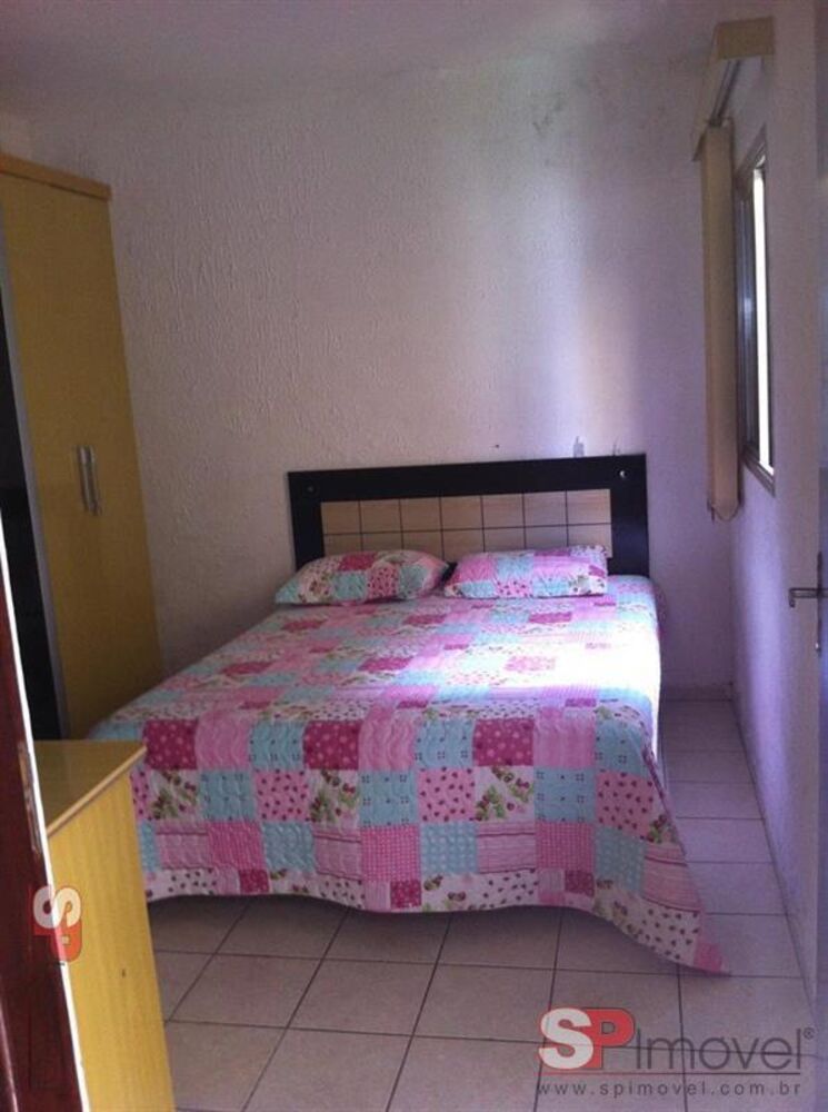 Casa, 3 quartos, 218 m² - Foto 1