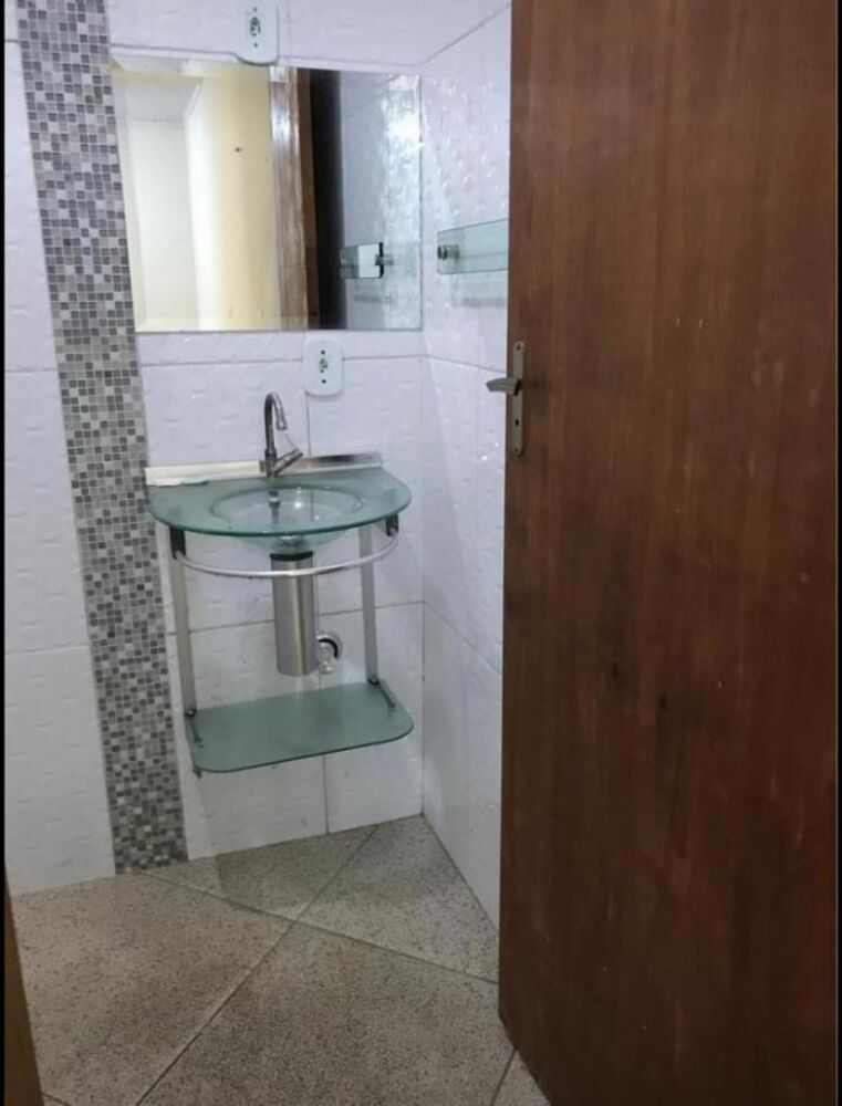 Casa, 5 quartos, 163 m² - Foto 1
