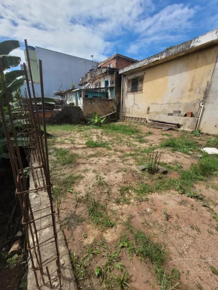 Terreno à venda com 1 quarto, 120m² - Foto 6