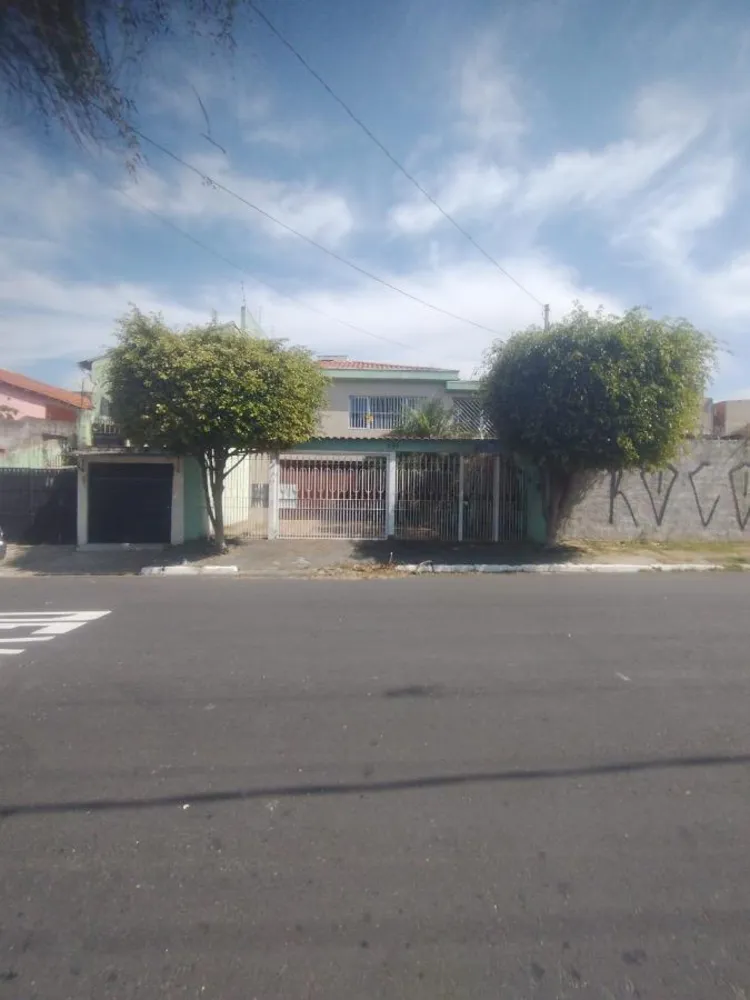 Sobrado, 3 quartos, 350 m² - Foto 1