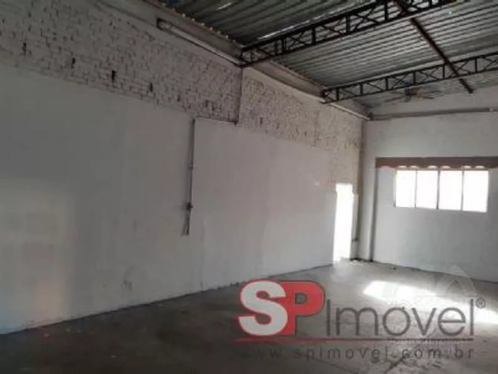 Prédio Inteiro à venda com 1 quarto, 300m² - Foto 6