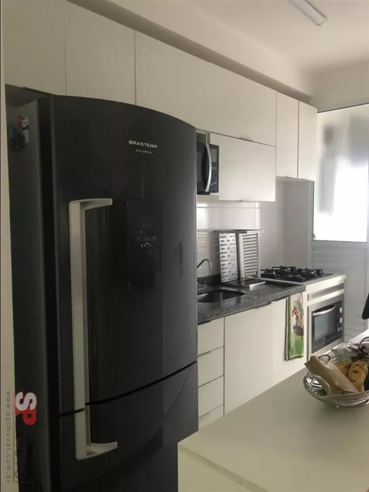 Apartamento à venda com 3 quartos, 65m² - Foto 2