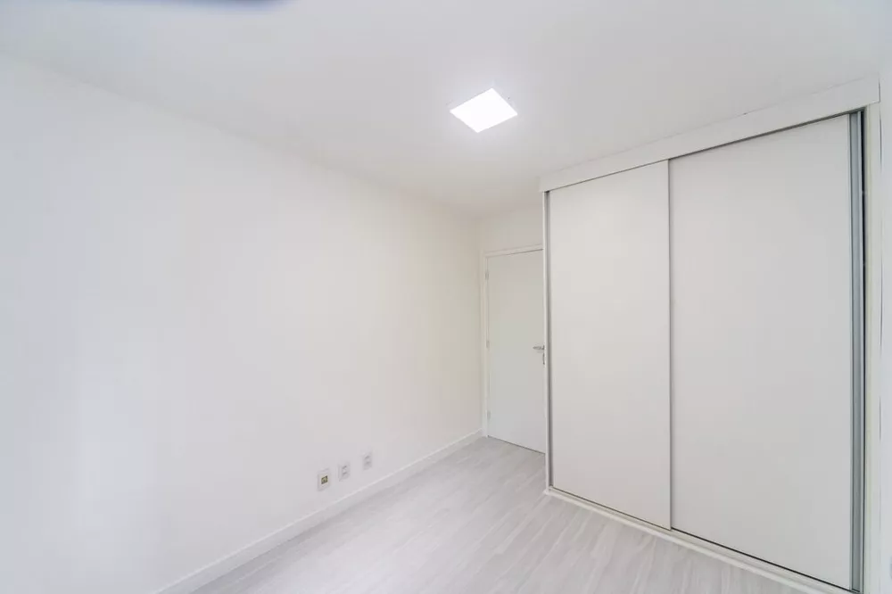 Apartamento à venda com 2 quartos, 61m² - Foto 4