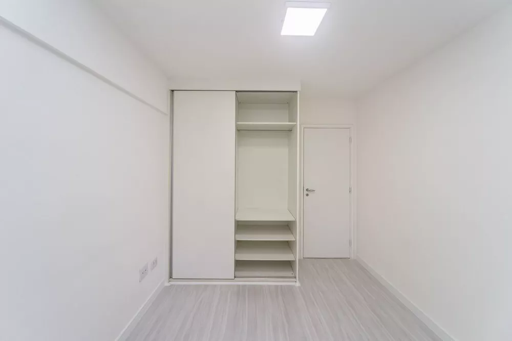 Apartamento à venda com 2 quartos, 61m² - Foto 6