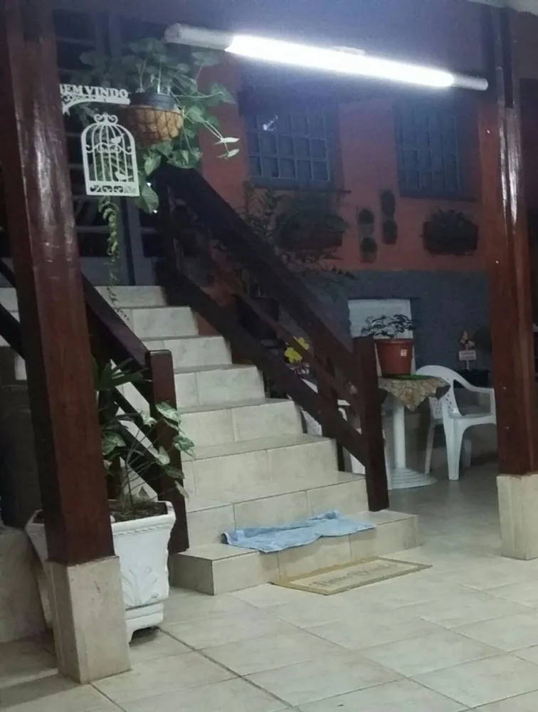 Sobrado, 5 quartos, 225 m² - Foto 2