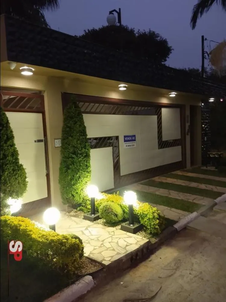 Casa, 3 quartos, 247 m² - Foto 3