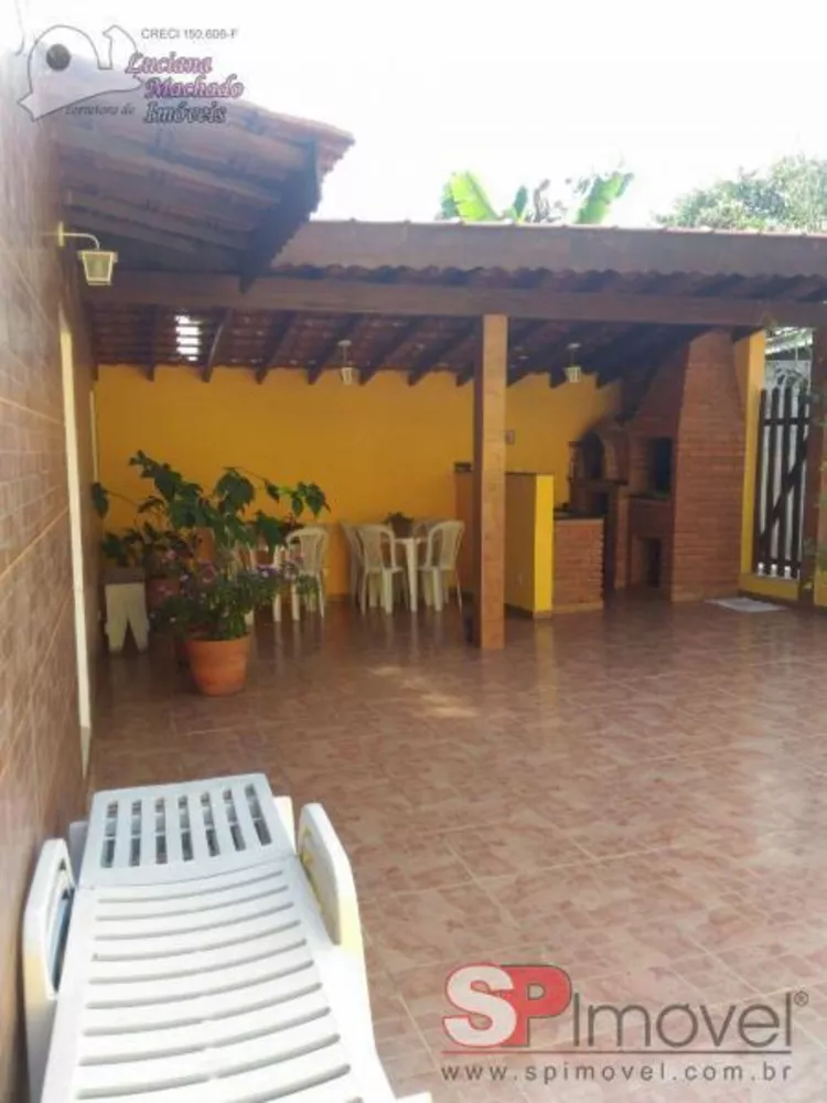 Casa à venda com 5 quartos, 365m² - Foto 2