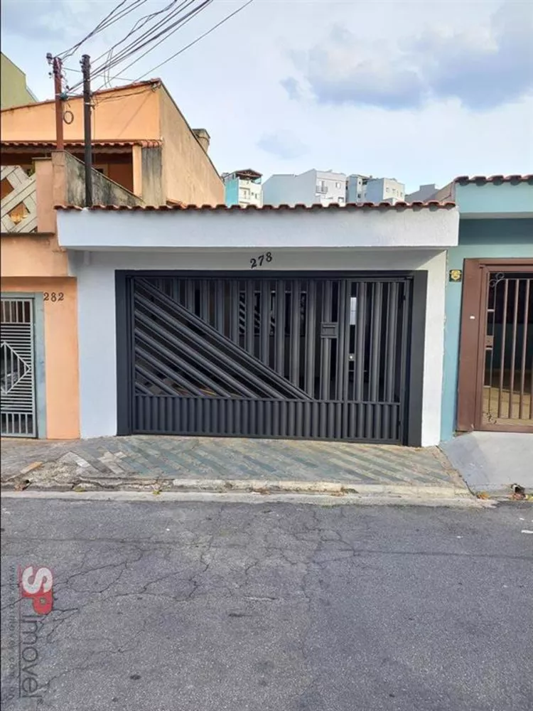 Casa à venda com 2 quartos, 120m² - Foto 1