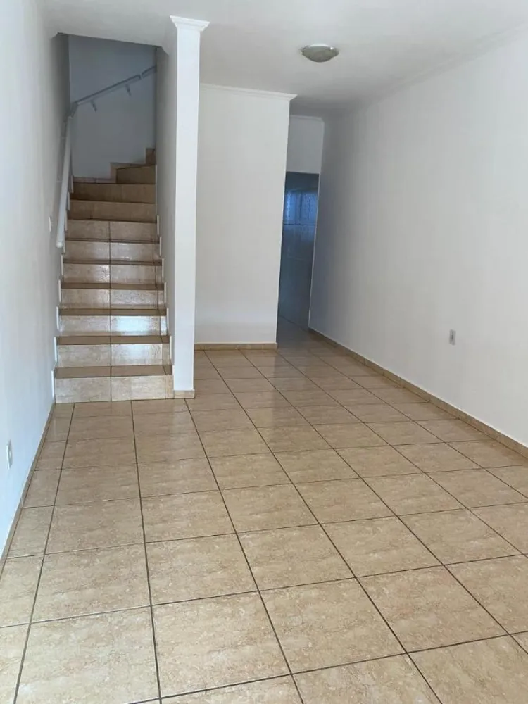 Sobrado, 2 quartos, 70 m² - Foto 1