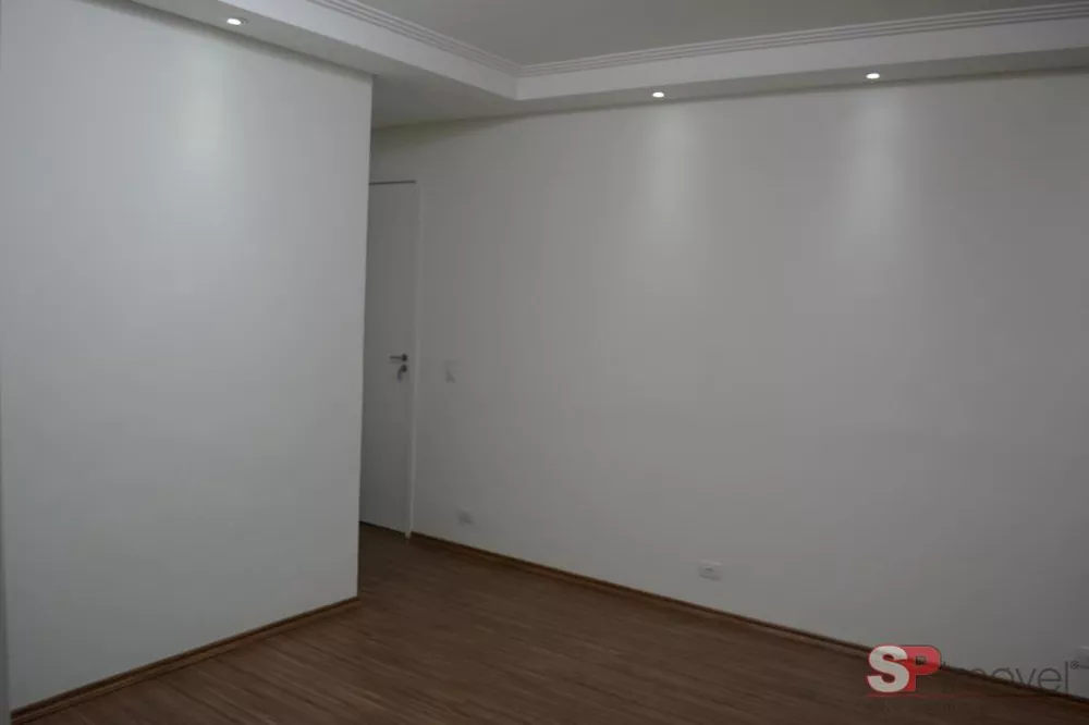 Apartamento à venda com 3 quartos, 70m² - Foto 2