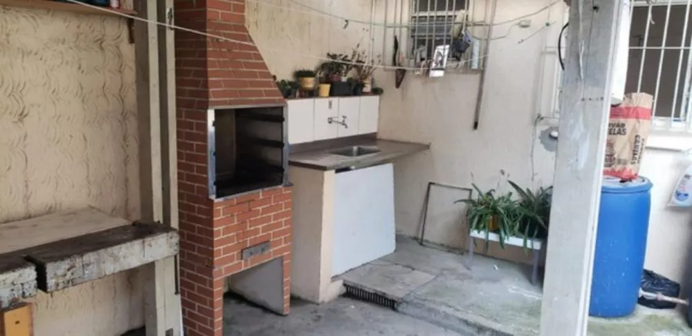 Casa à venda com 3 quartos, 92m² - Foto 2