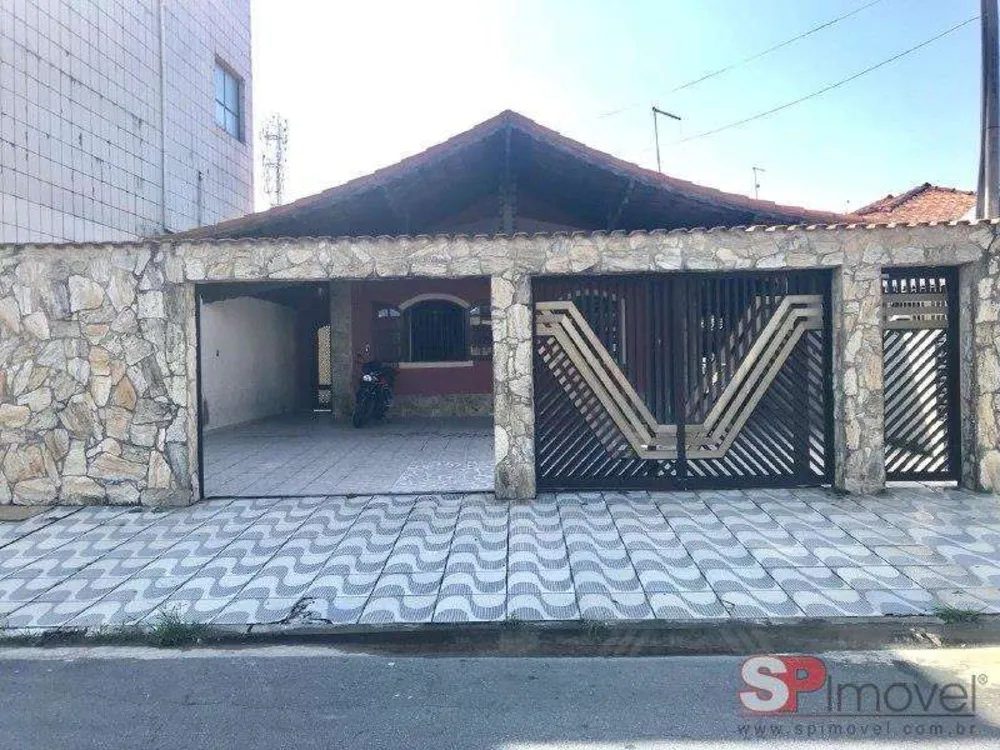 Casa, 4 quartos, 151 m² - Foto 1
