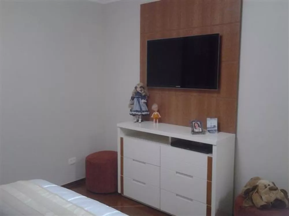 Apartamento à venda com 4 quartos, 250m² - Foto 1