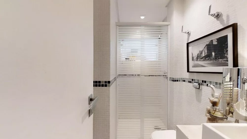 Apartamento à venda com 2 quartos, 151m² - Foto 2