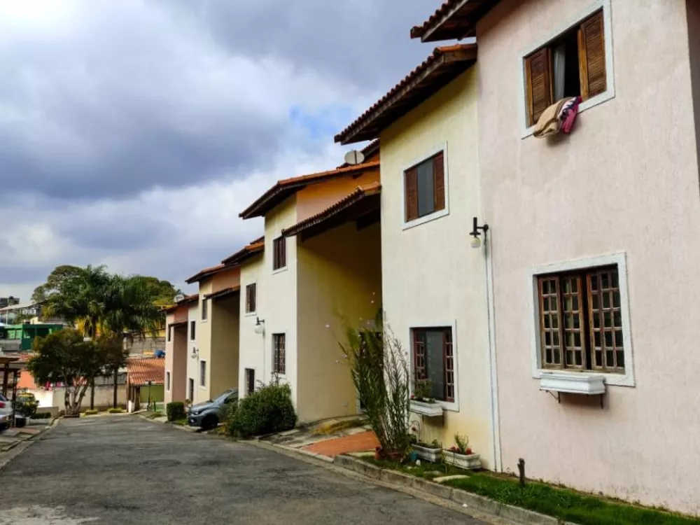 Sobrado à venda com 3 quartos, 83m² - Foto 1