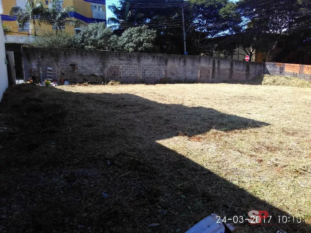 Terreno à venda com 1 quarto, 551m² - Foto 4