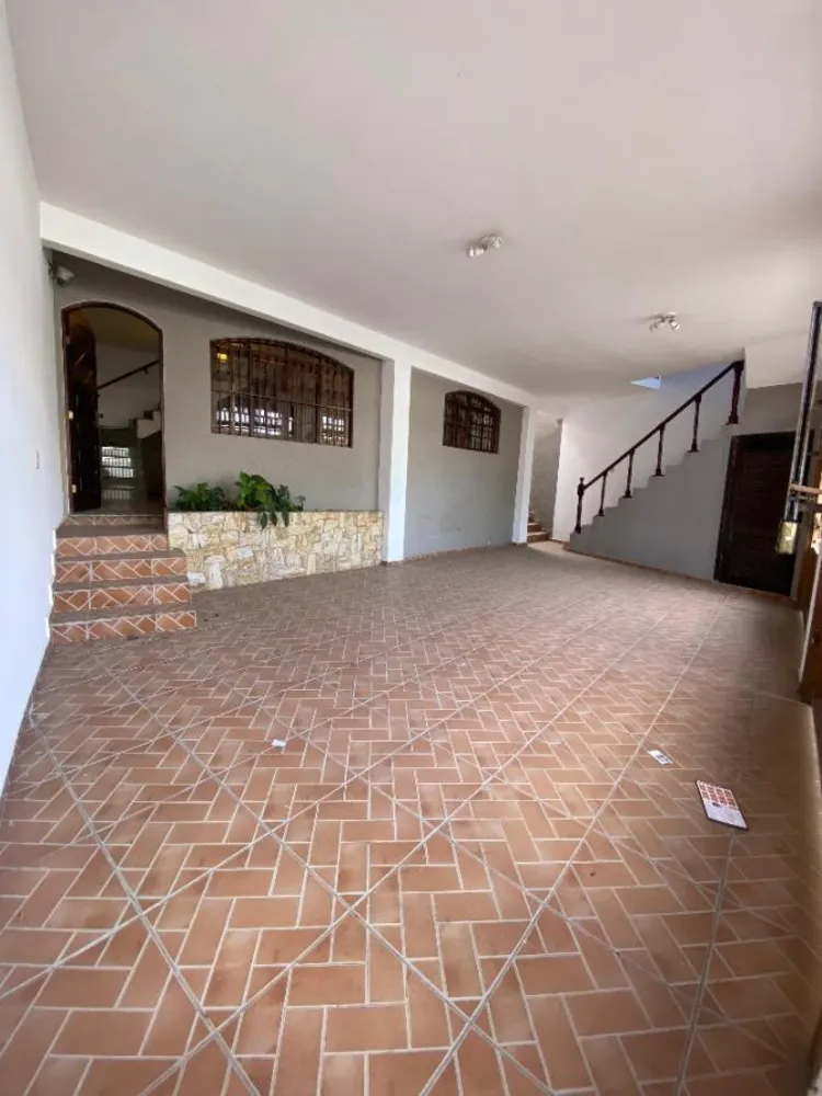 Sobrado, 2 quartos, 180 m² - Foto 1