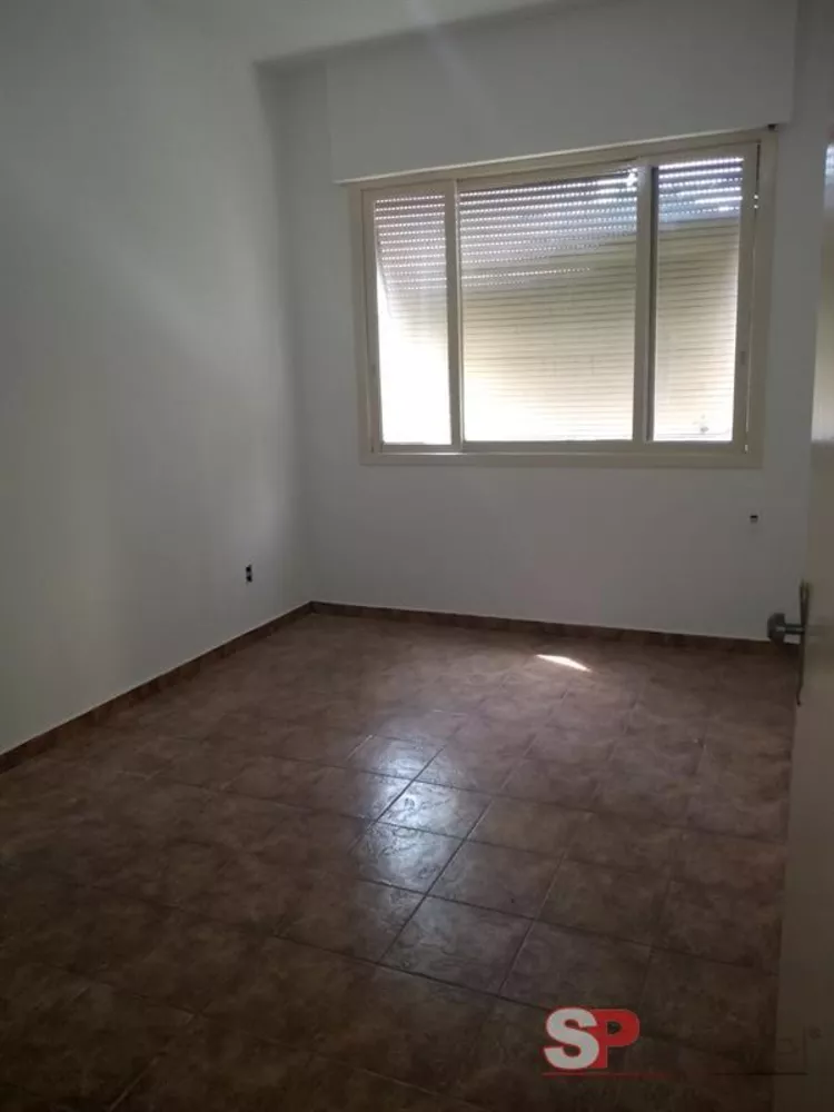 Apartamento à venda com 2 quartos, 67m² - Foto 3