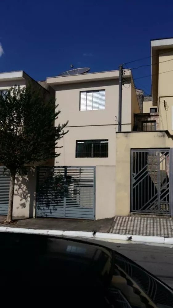 Sobrado à venda com 2 quartos, 113m² - Foto 1