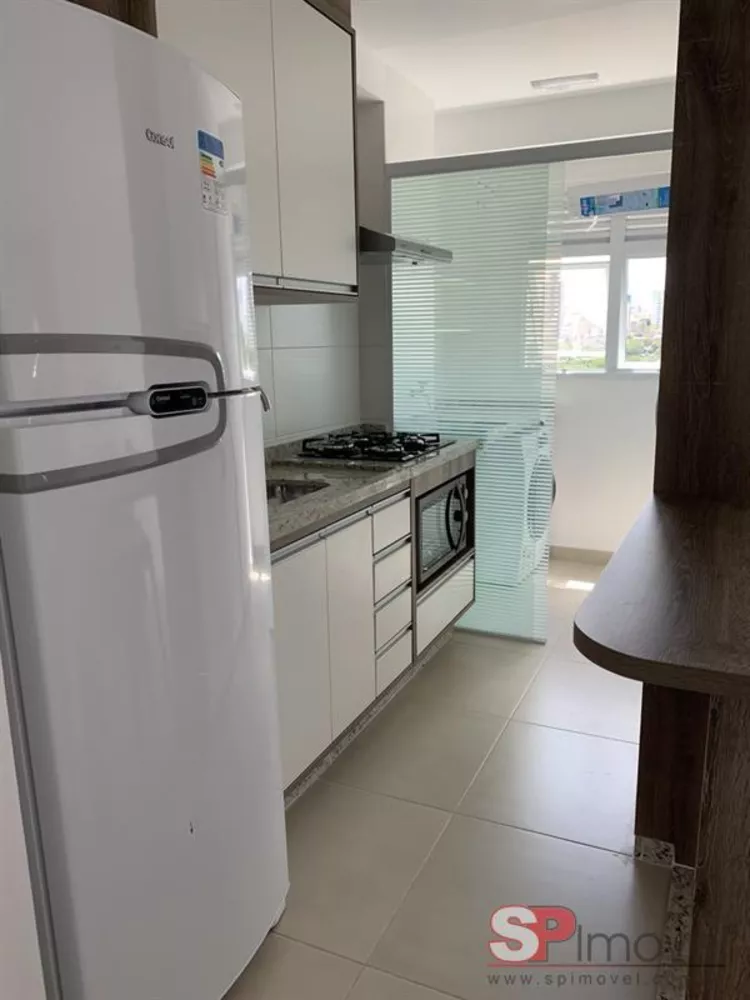 Apartamento à venda com 2 quartos, 47m² - Foto 2