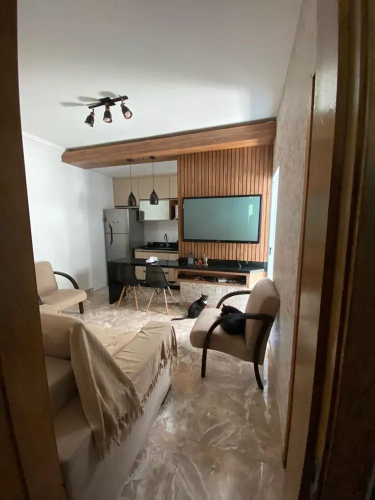 Apartamento para alugar com 2 quartos, 40m² - Foto 3