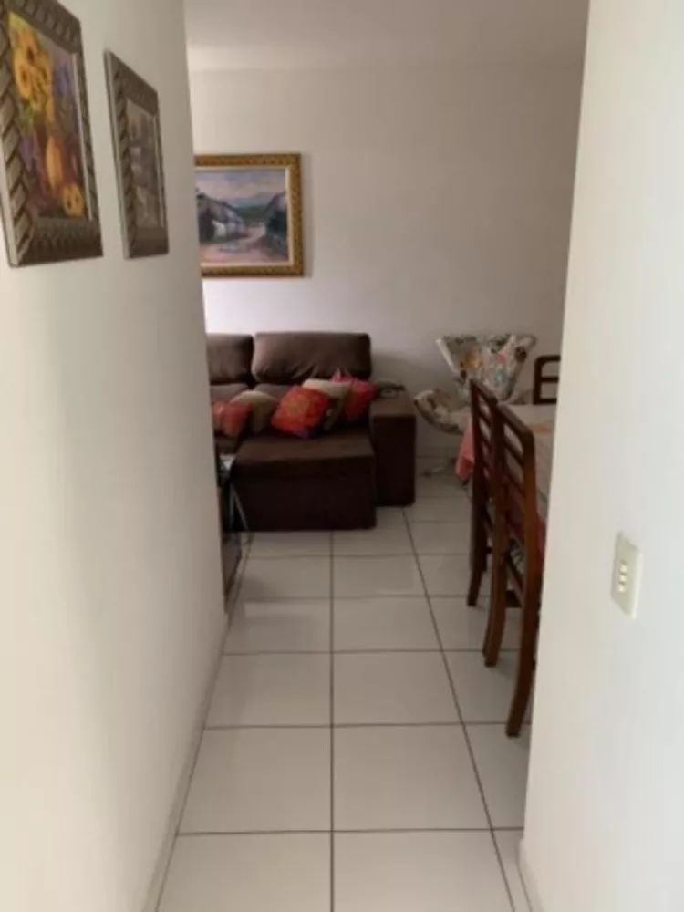 Apartamento à venda com 2 quartos, 47m² - Foto 2