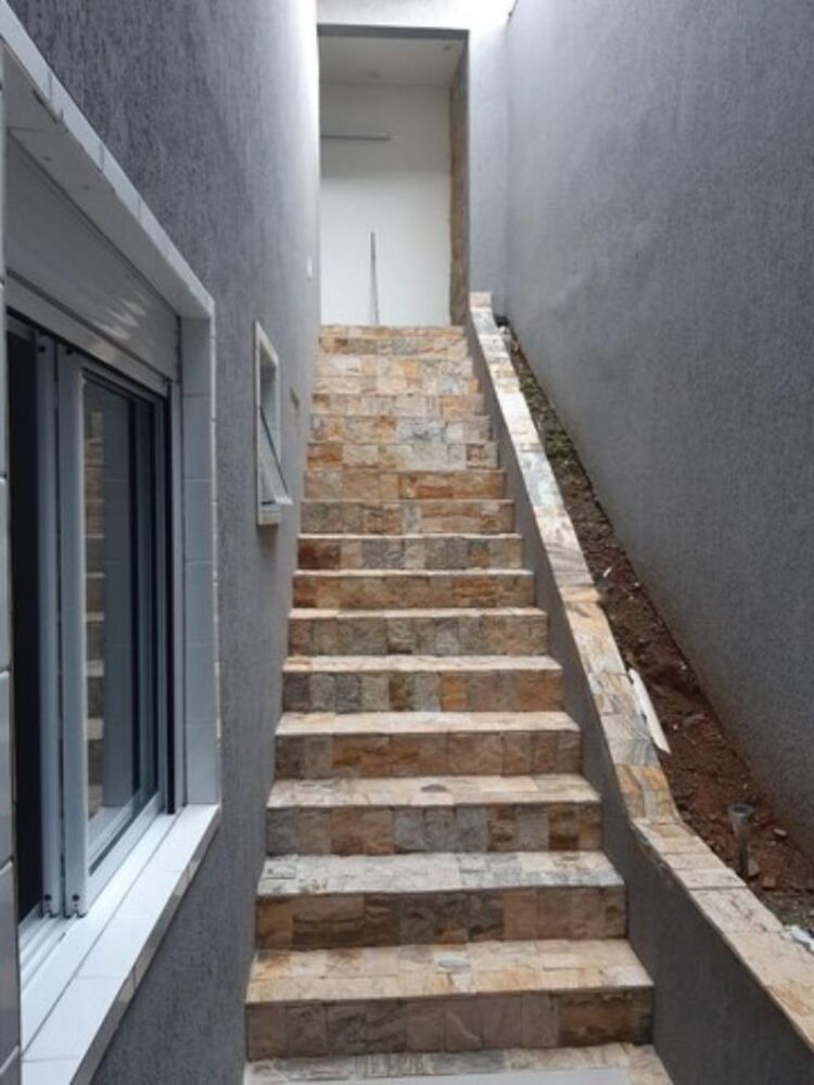 Casa à venda com 6 quartos, 2000m² - Foto 1