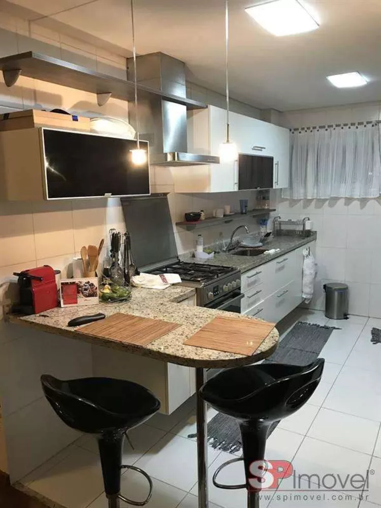 Apartamento à venda com 2 quartos, 76m² - Foto 1