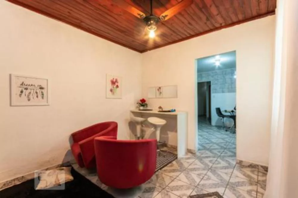 Casa à venda com 2 quartos, 120m² - Foto 1