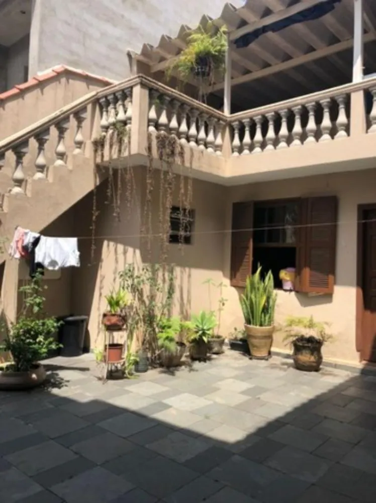 Sobrado, 4 quartos, 214 m² - Foto 1