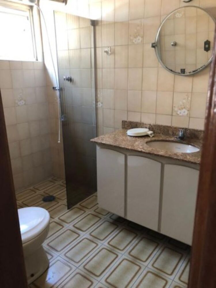 Sobrado, 4 quartos, 214 m² - Foto 1