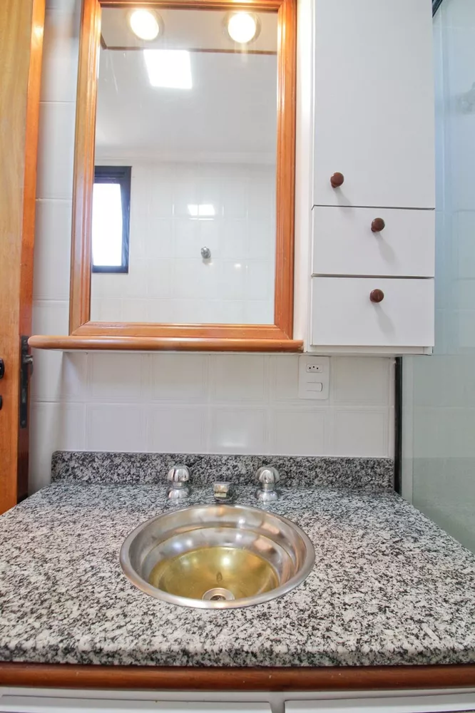 Apartamento à venda com 3 quartos, 100m² - Foto 4