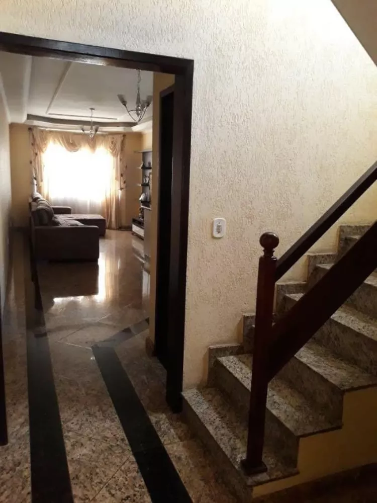 Sobrado à venda com 3 quartos, 150m² - Foto 4