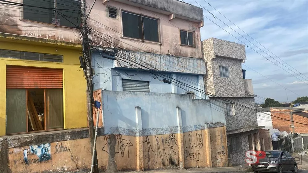 Prédio Inteiro à venda com 1 quarto, 1200m² - Foto 1