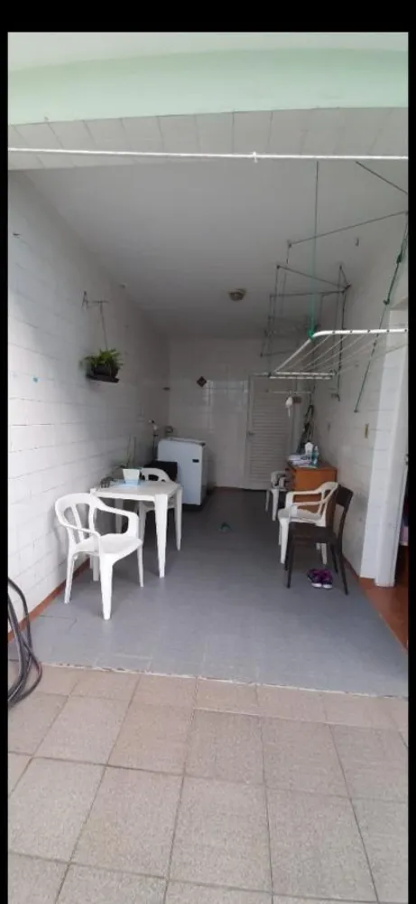 Casa, 4 quartos, 225 m² - Foto 2