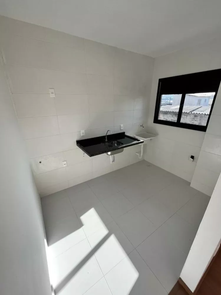 Apartamento à venda com 2 quartos, 38m² - Foto 2