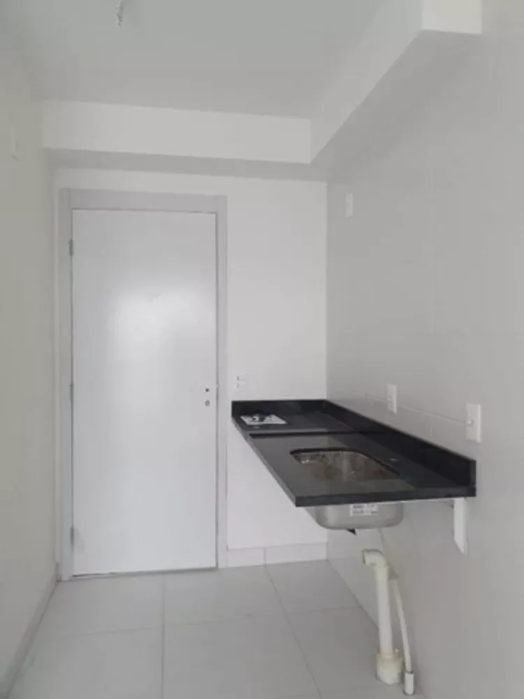 Apartamento à venda com 1 quarto, 24m² - Foto 4