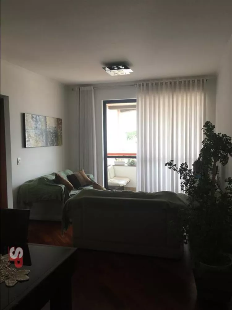 Apartamento à venda com 2 quartos, 82m² - Foto 2